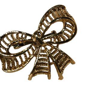 Vintage Gold Tone Tied Bow w/Ladder Openwork Brooch Signed Gerry's (653)